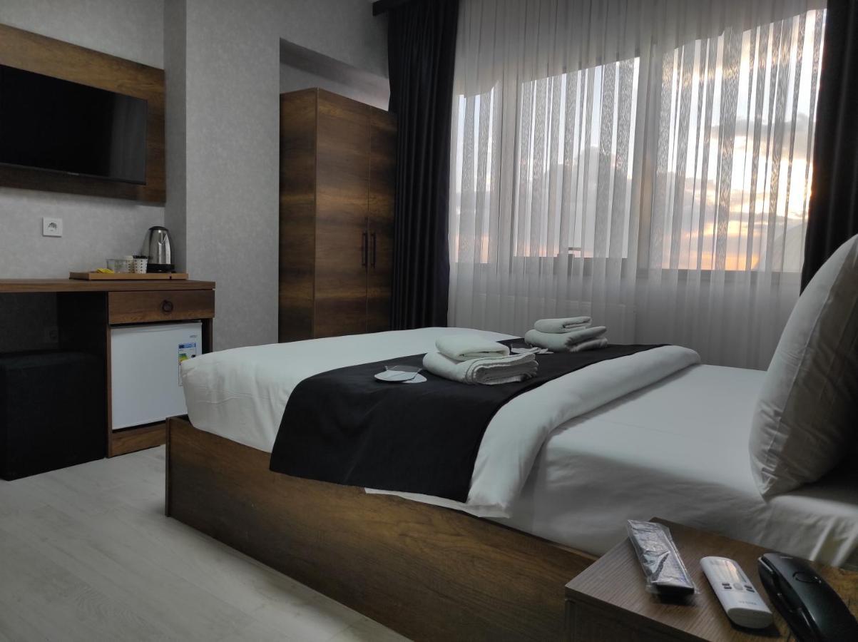 Acar Airport Hotel Plus Arnavutkoy ภายนอก รูปภาพ